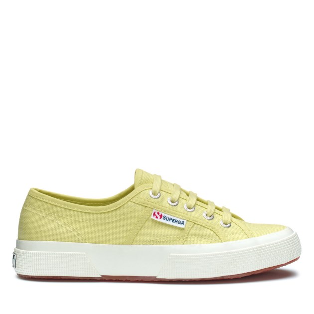 Superga 2750 Cotu Classic צהוב אבק-f Avorio